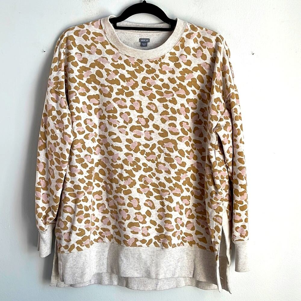 Aerie leopard print oversized crewneck pullover sweatshirt sz M